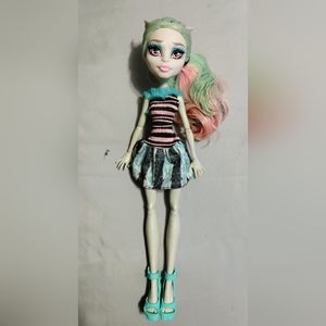 Mattel Monster High Rochelle Goyle Doll
